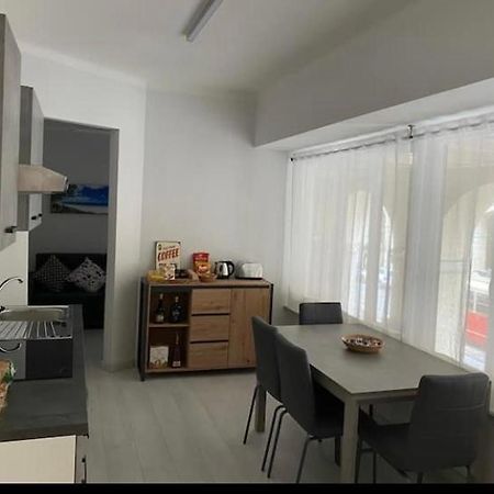 Suite Turin Central Po40 Turim Exterior foto