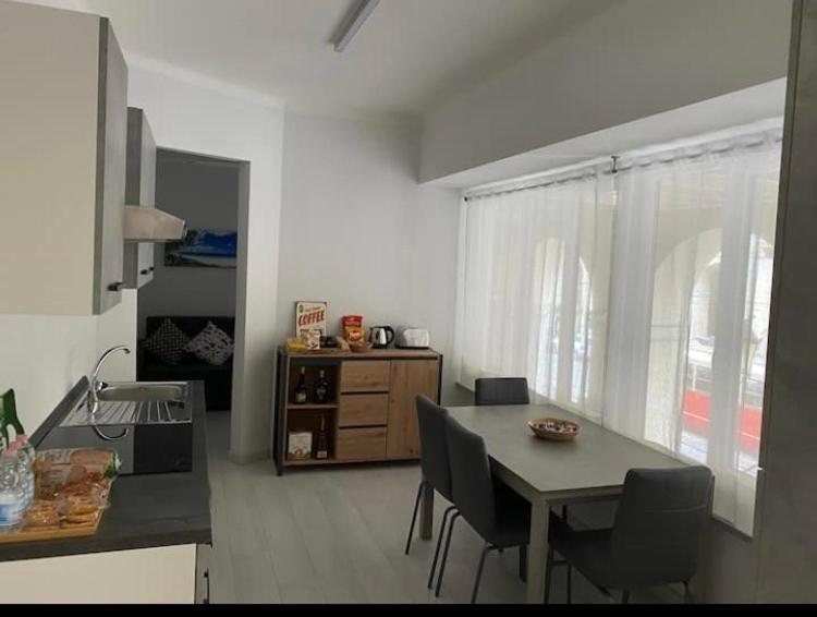 Suite Turin Central Po40 Turim Exterior foto